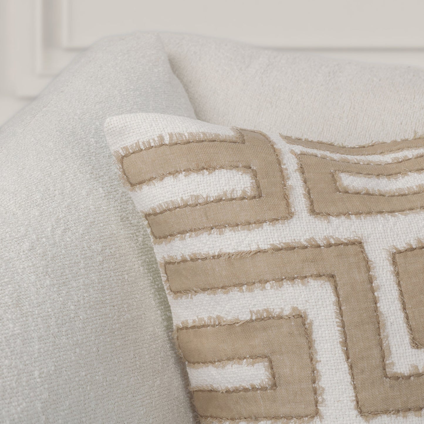 Natural/Ivory 60% Cotton/40% Linen Pattern VC Mateo 22X22 Collection