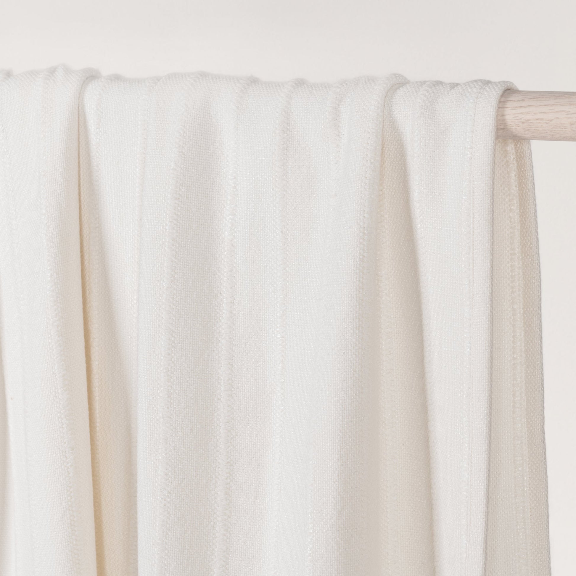 White 50% Cotton/50% Viscose Blankets & Throw TC Hunter 50x70 Throw Collection