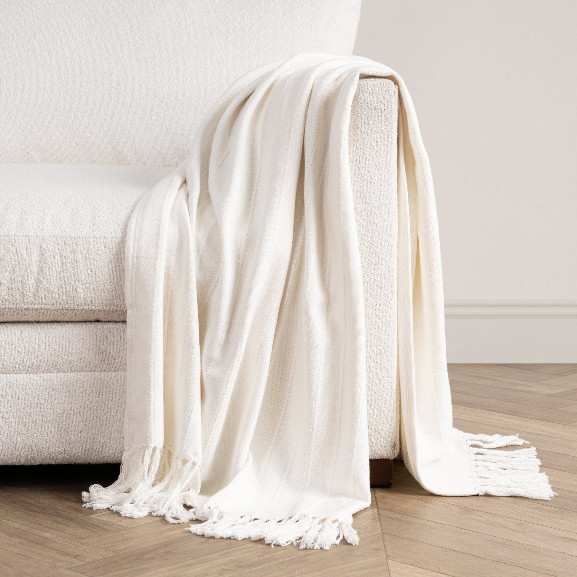 White 50% Cotton/50% Viscose Blankets & Throw TC Hunter 50x70 Throw Collection