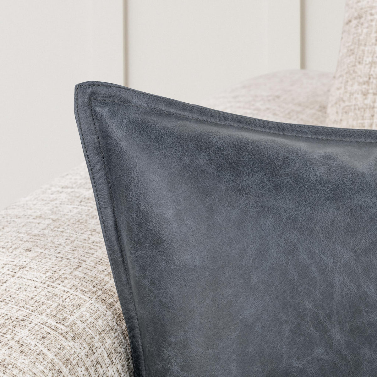 Evermont 4 Pillow