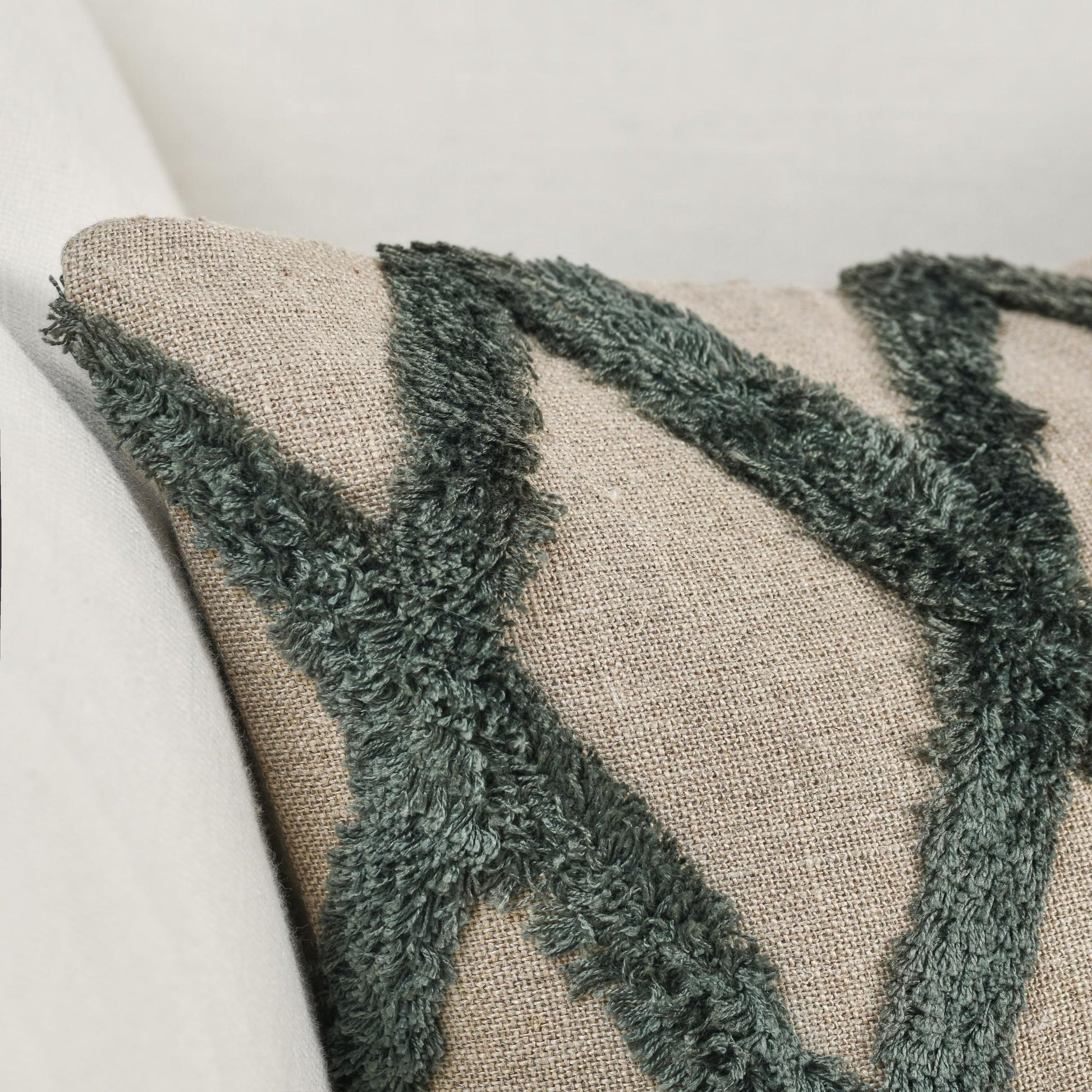 Forest Green Pattern DV Caro 14x20 Collection