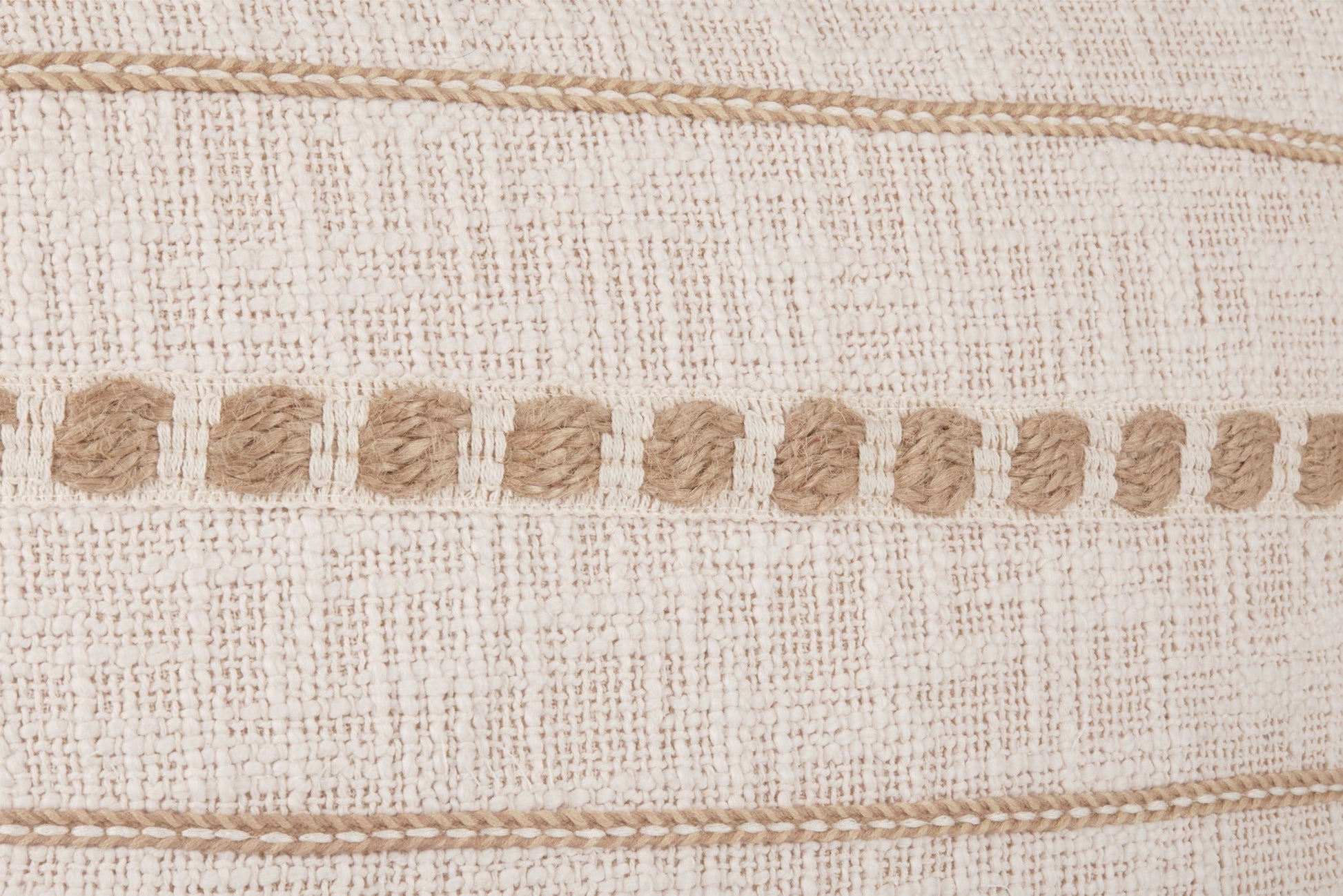 Ivory/Natural Pattern ML Lago 22x22 Collection