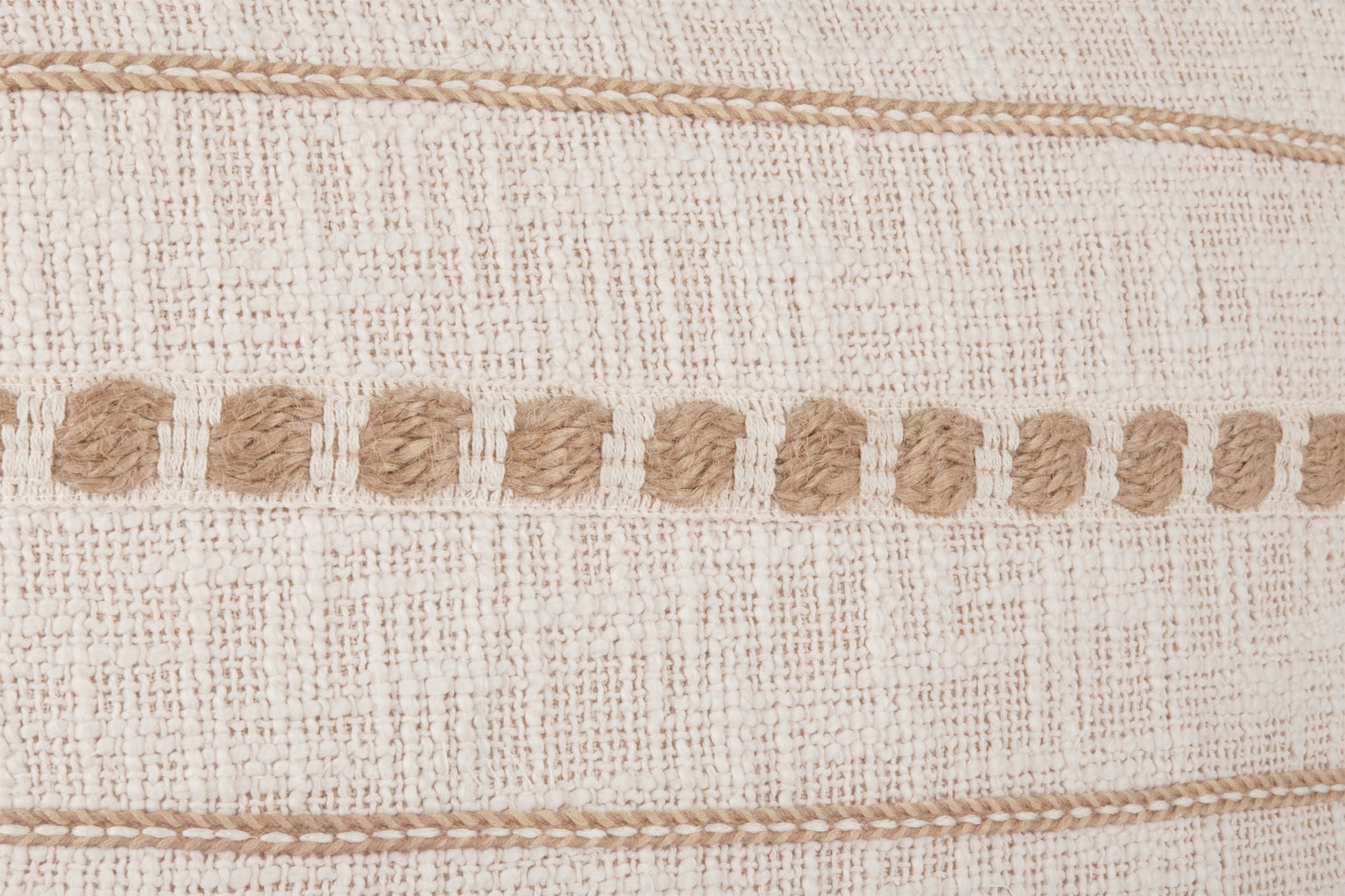 Ivory/Natural Pattern ML Lago 22x22 Collection