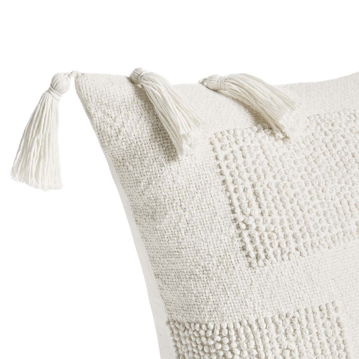 Ivory Pattern MP Packer 22x22 Collection