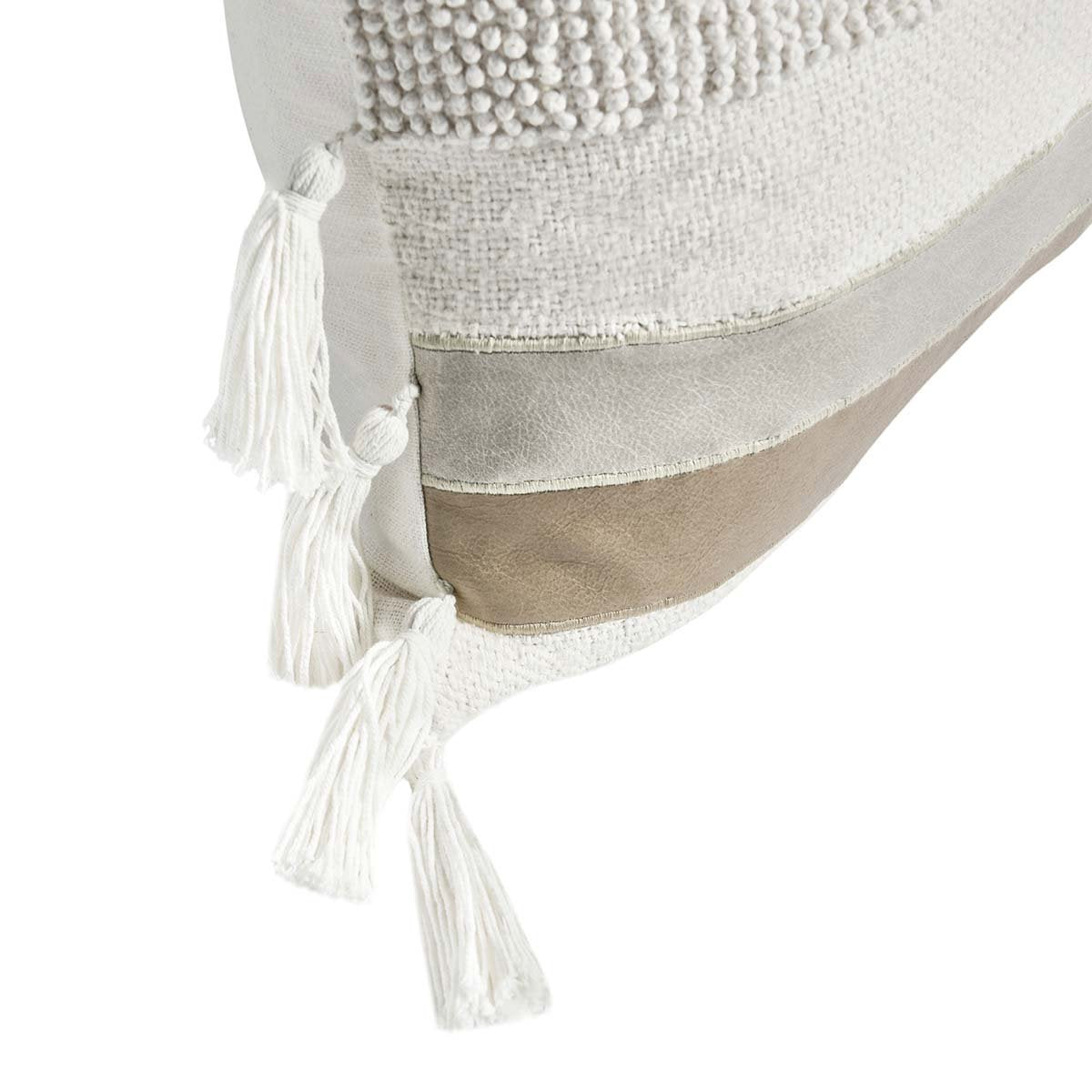 Ivory Pattern MP Packer 22x22 Collection