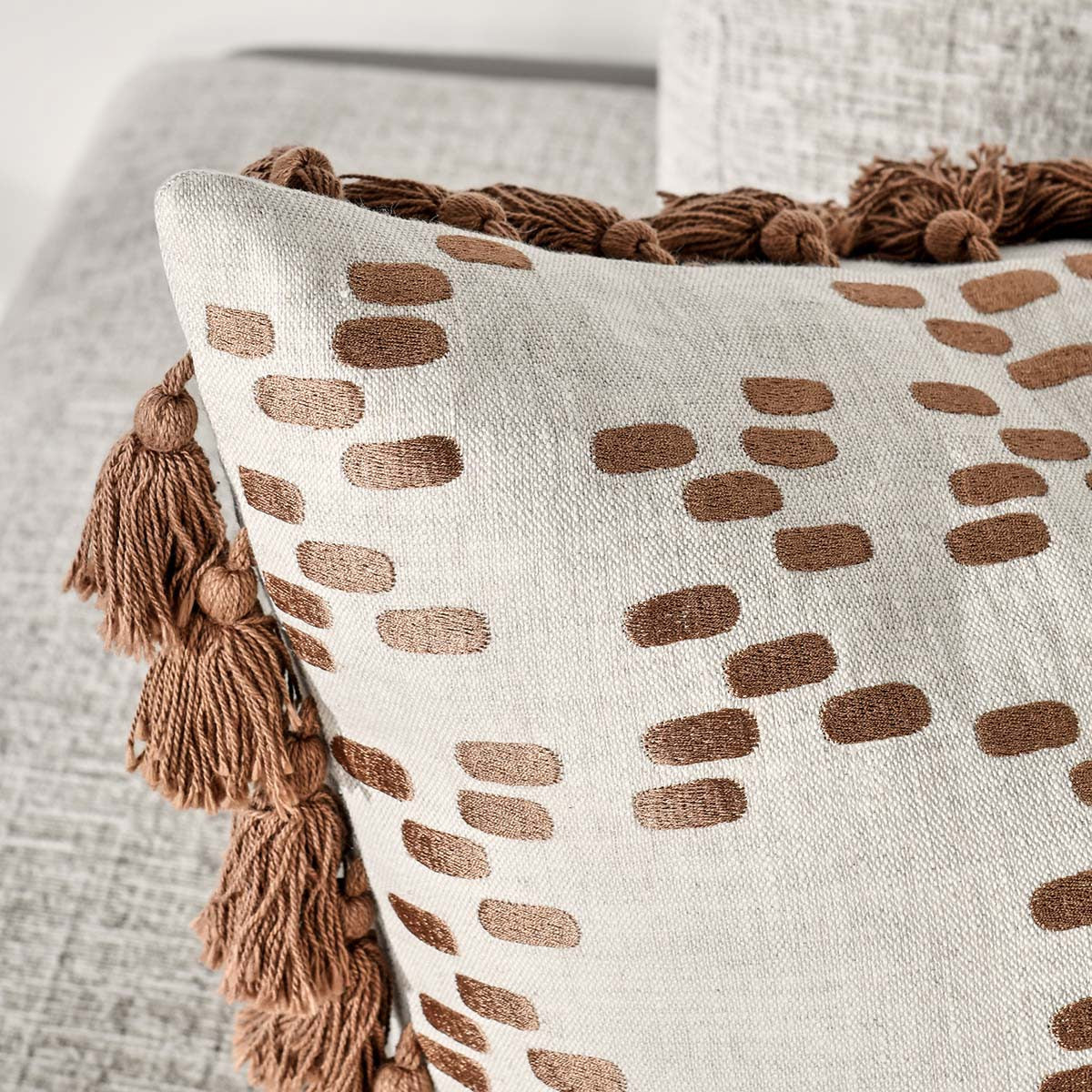 100% Belgian Flax Linen Pattern MP Dane Penny Brown 22x22 Collection