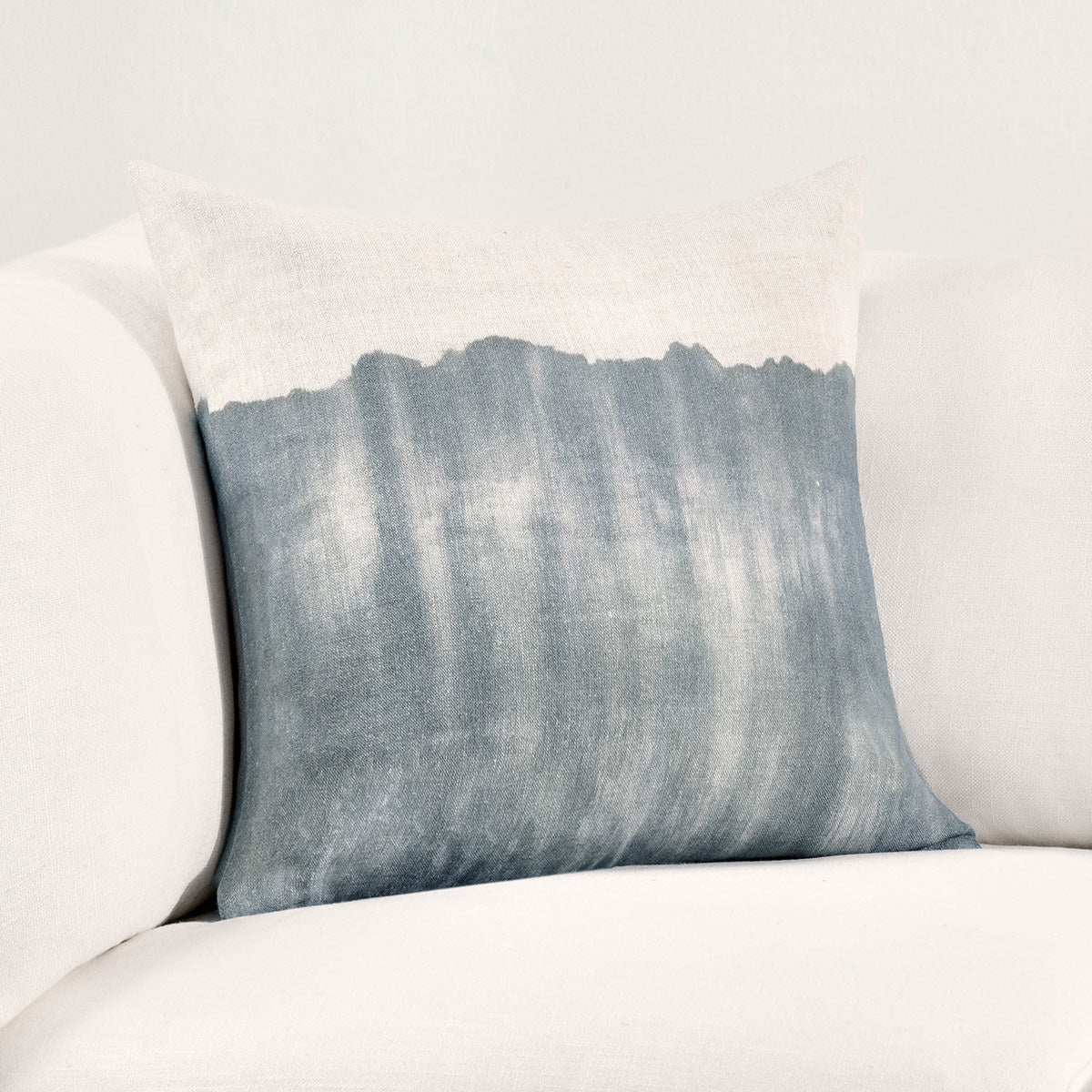 Natural/Denim Blue Pattern TL Cora 20x20 Collection