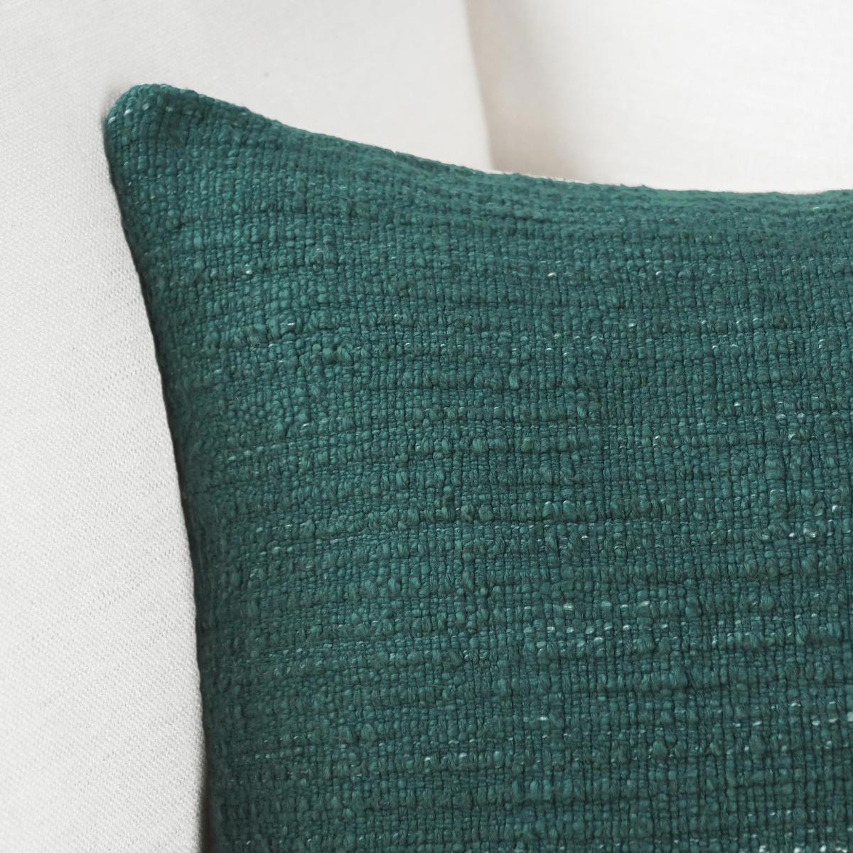 Oakmere 3 Pillow
