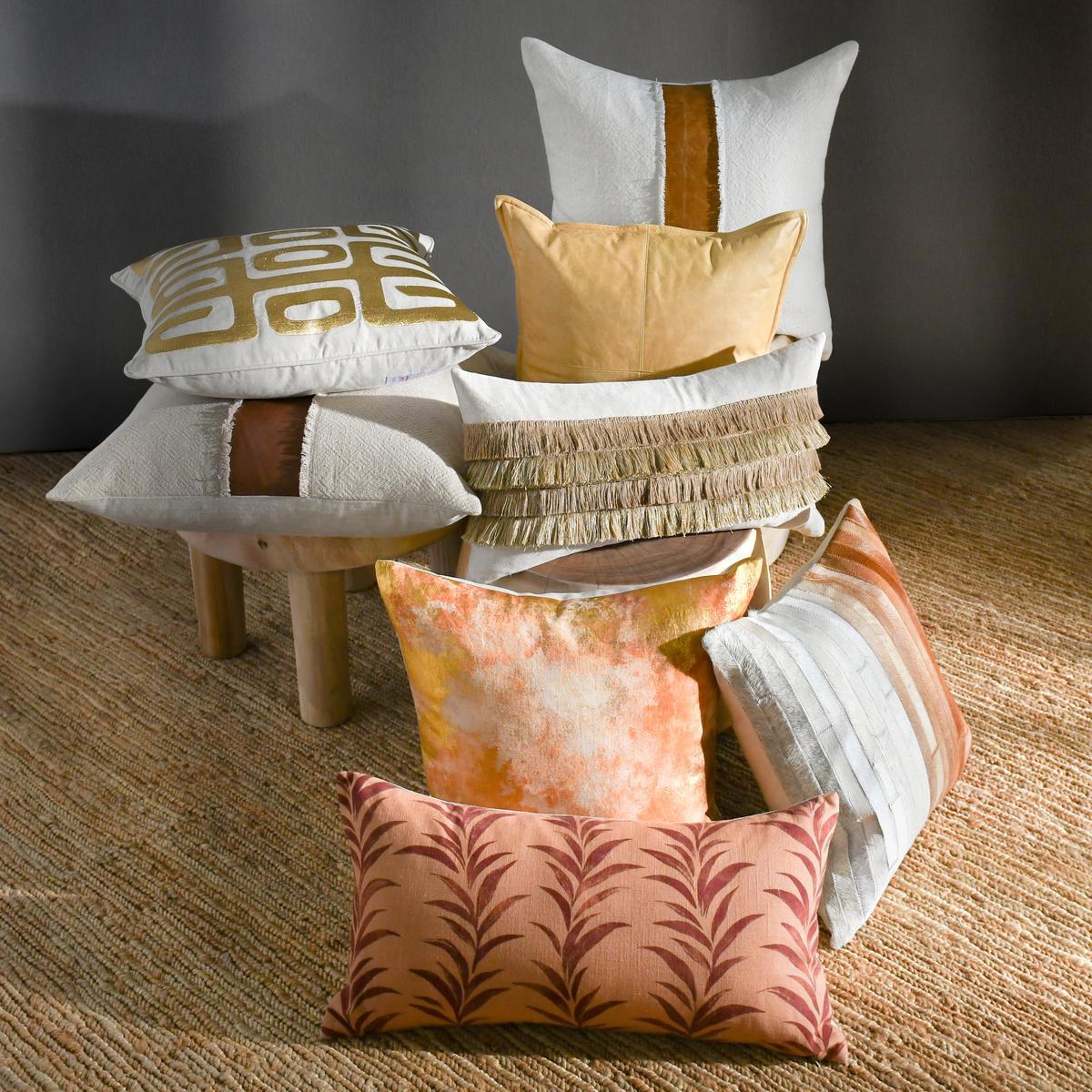 Natural/Gold 50% Cotton Pattern RO Zelo 22x22 Collection