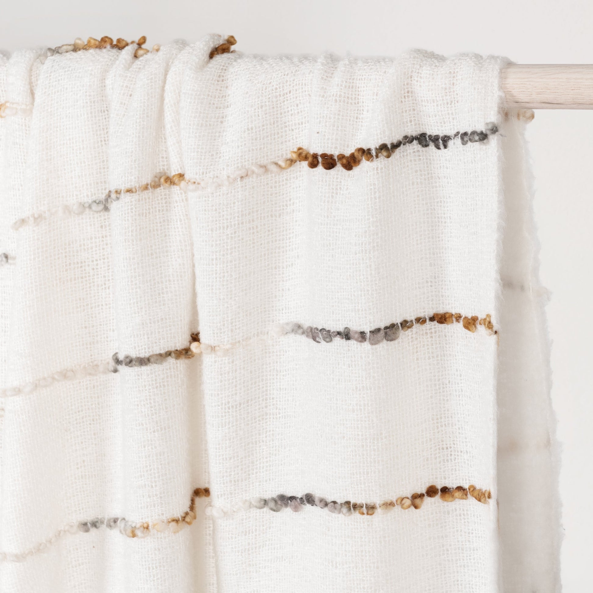 Ivory/Rust 100% Acrylic Blankets & Throw TC Albedo Throw 50x70 Collection