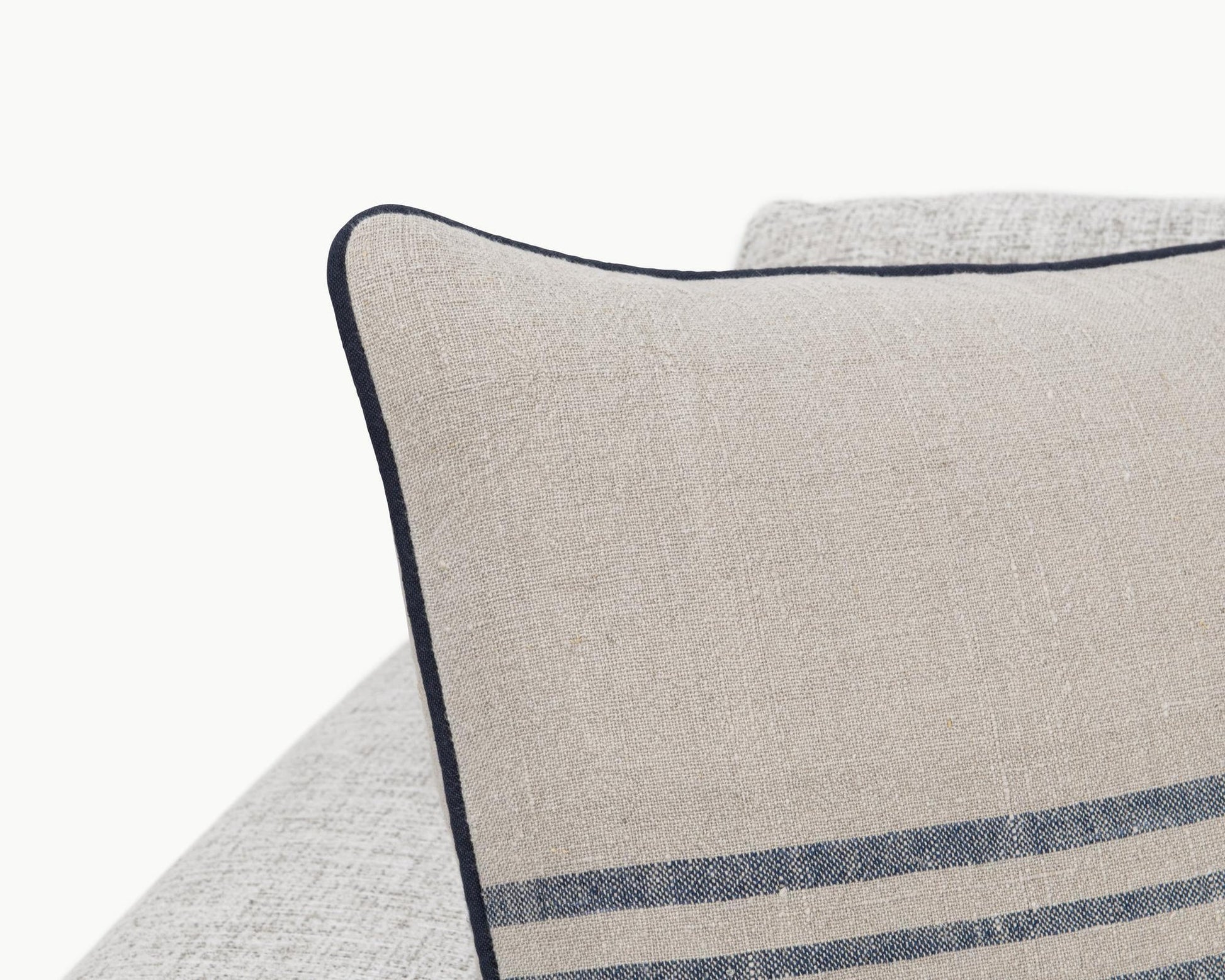 Natural/Navy 100% Linen Pattern NV Newport Multiple Sizes Collection