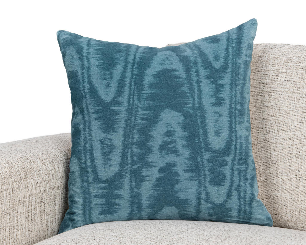 Heritage Pillows & Throw