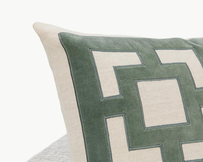 Finchley 2 Pillow