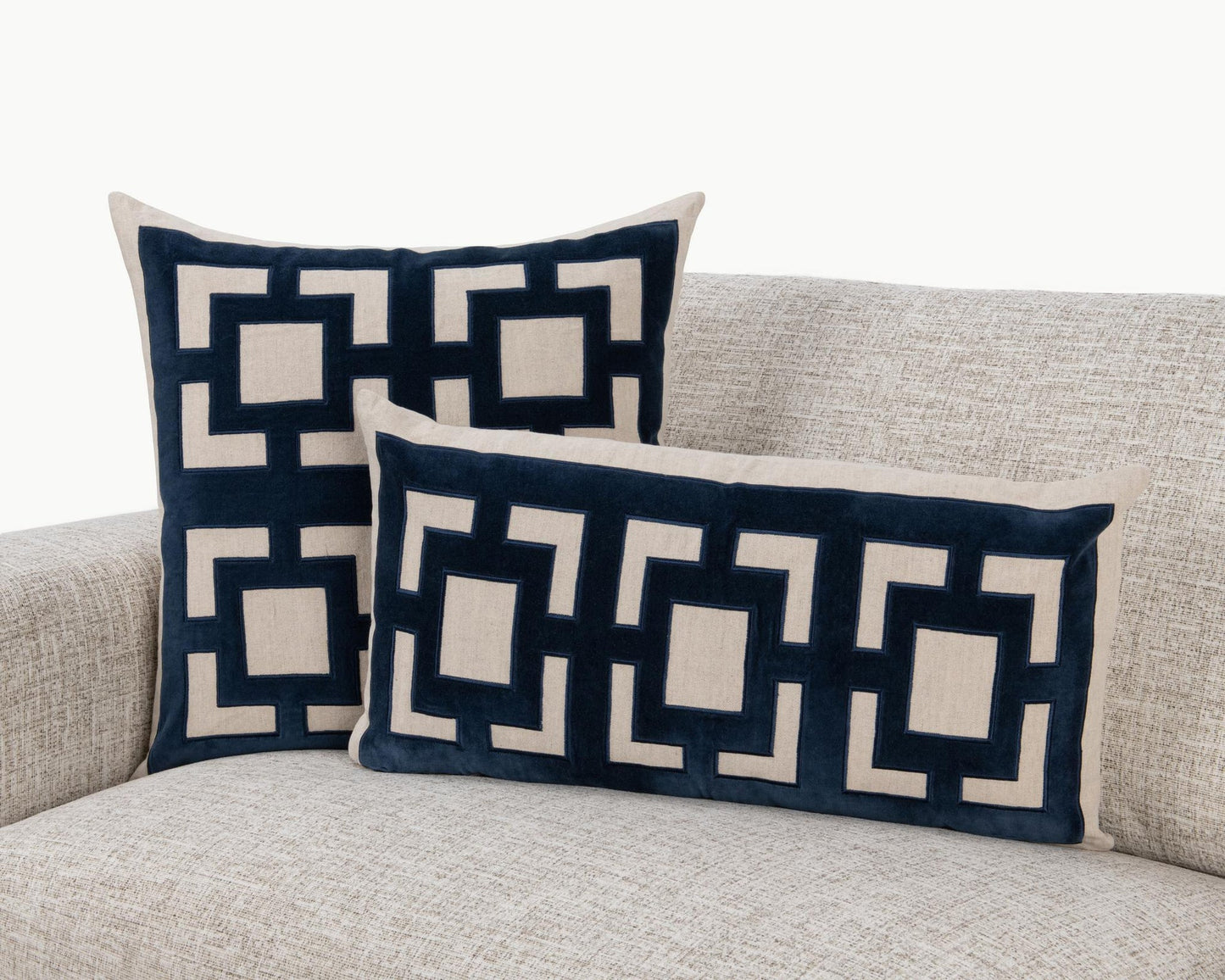 Navy Blue 50% Cotton/50% Linen Pattern NV Corbin 14x26 Collection