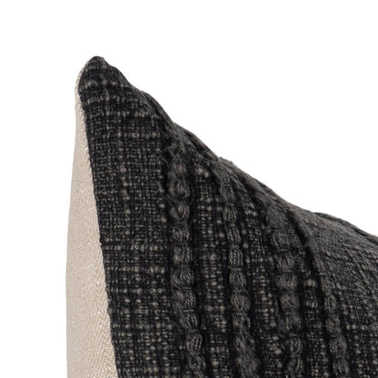 Hollis Pillow