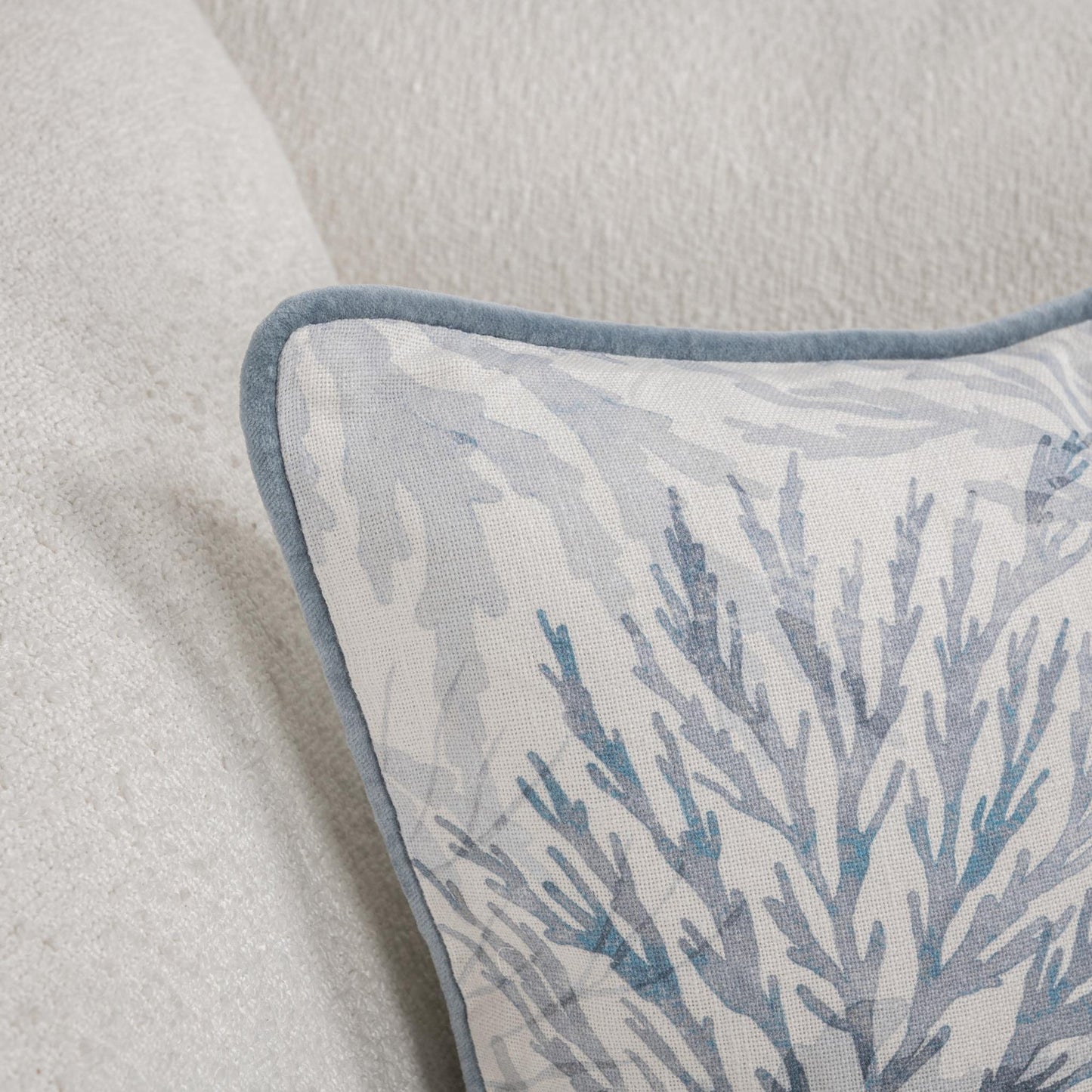 Blue 100% Cotton Pattern TQ Lessonia 22x22 Collection