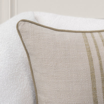 Cavendish 3 Pillow