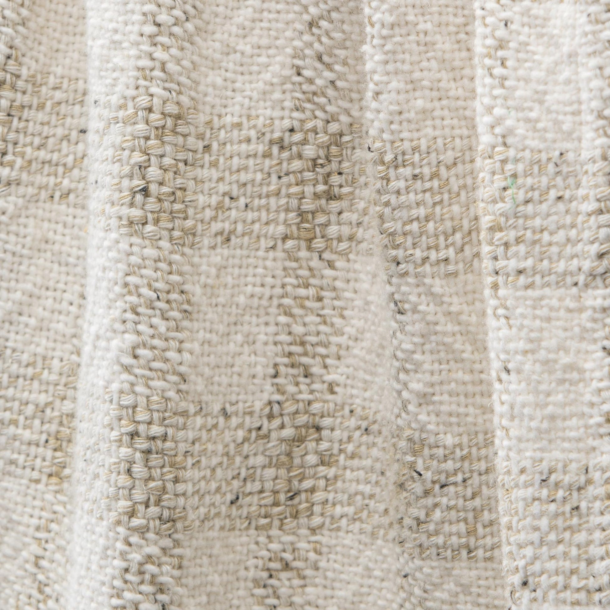 Natural/Ivory 70% Viscose Blankets & Throw TC Sari Throw 50x70 Collection