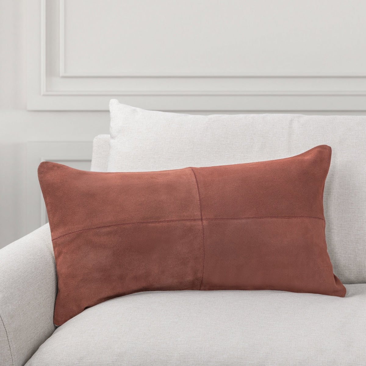 Ravenport 2 Pillow