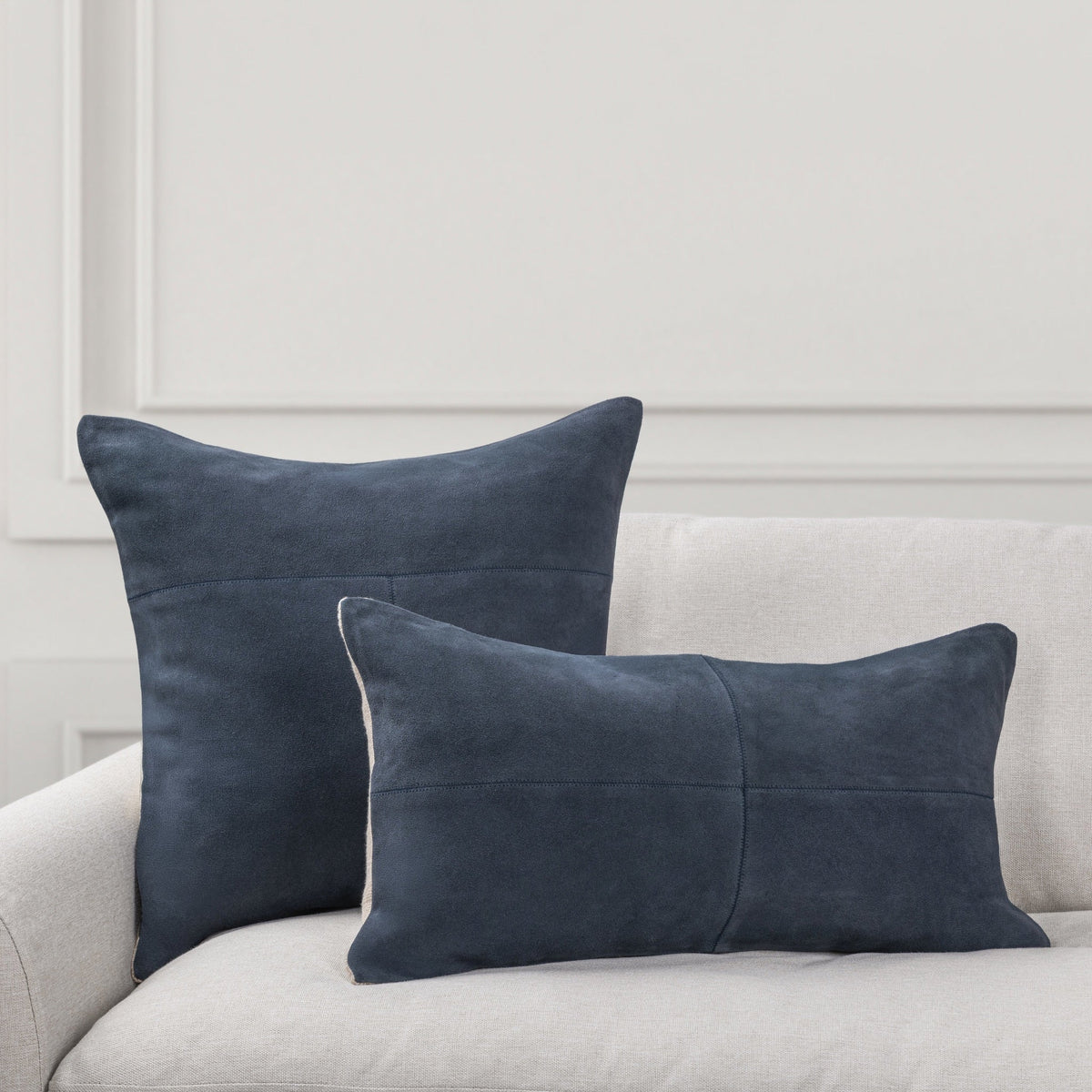 Ravenport 2 Pillow