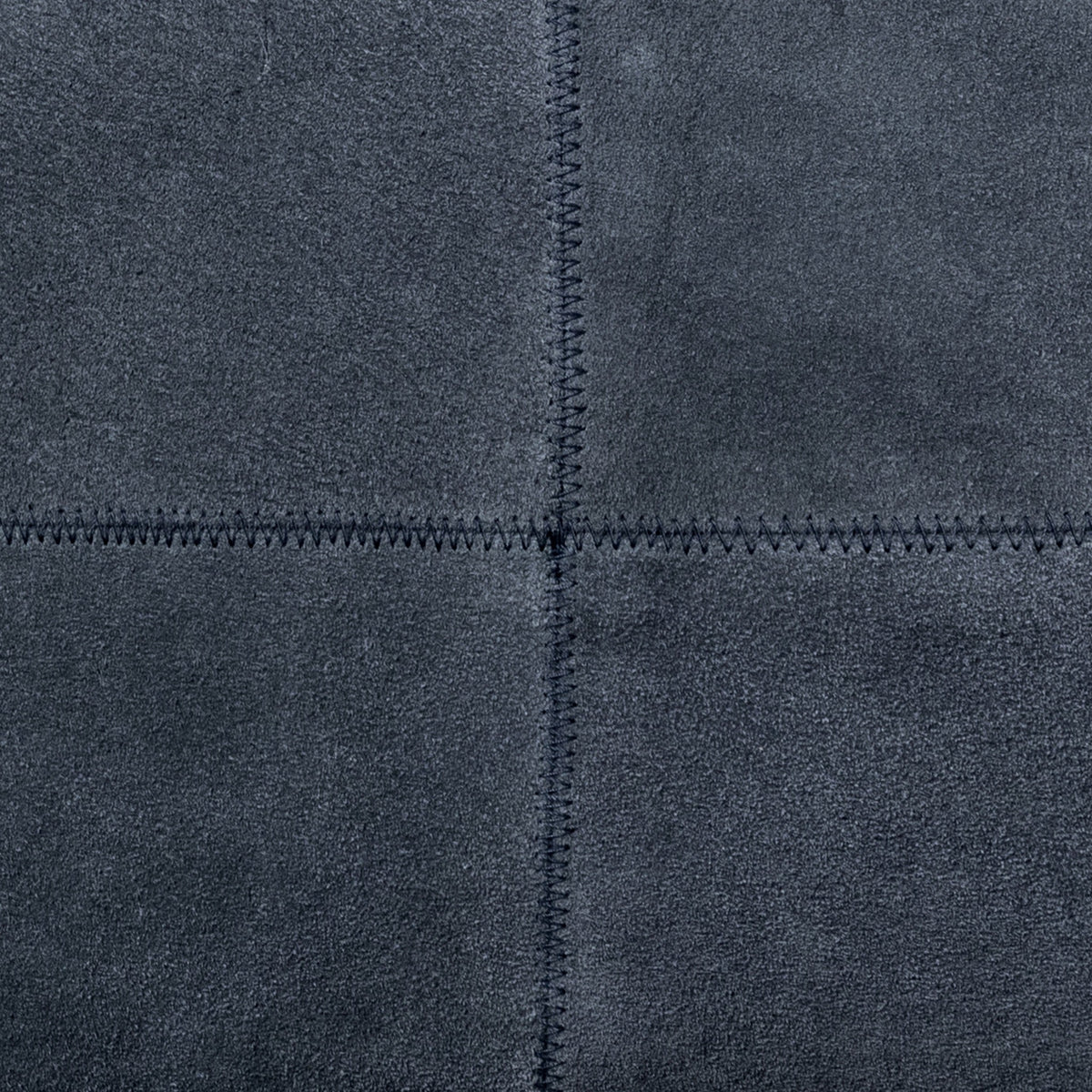 Ravenport 2 Pillow