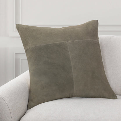 Ravenport 2 Pillow