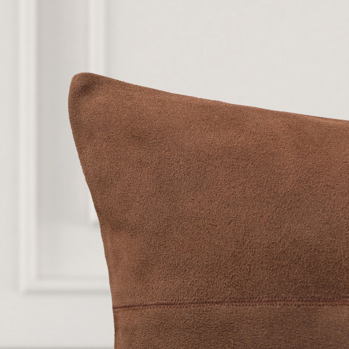 Ravenport 2 Pillow