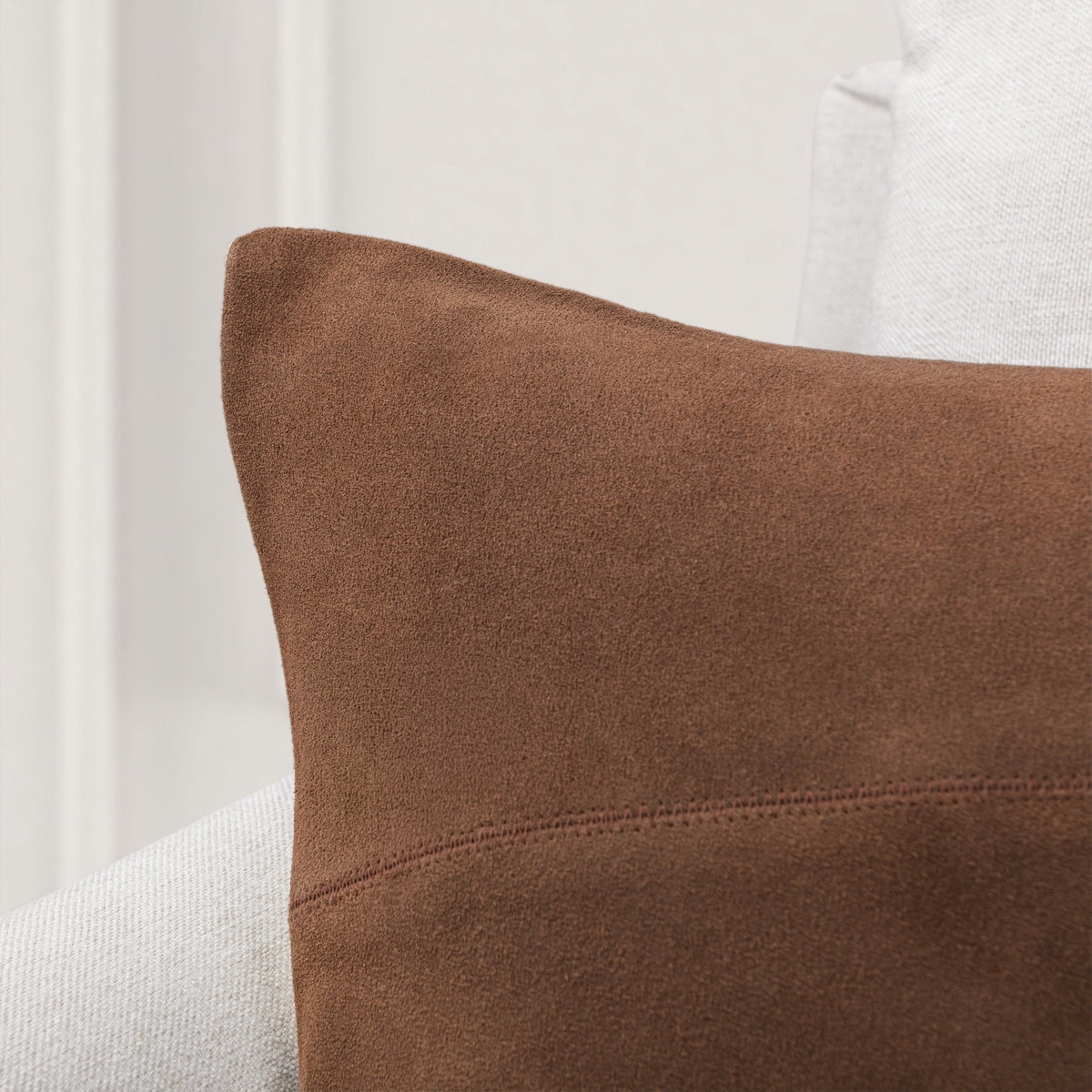 Ravenport 2 Pillow