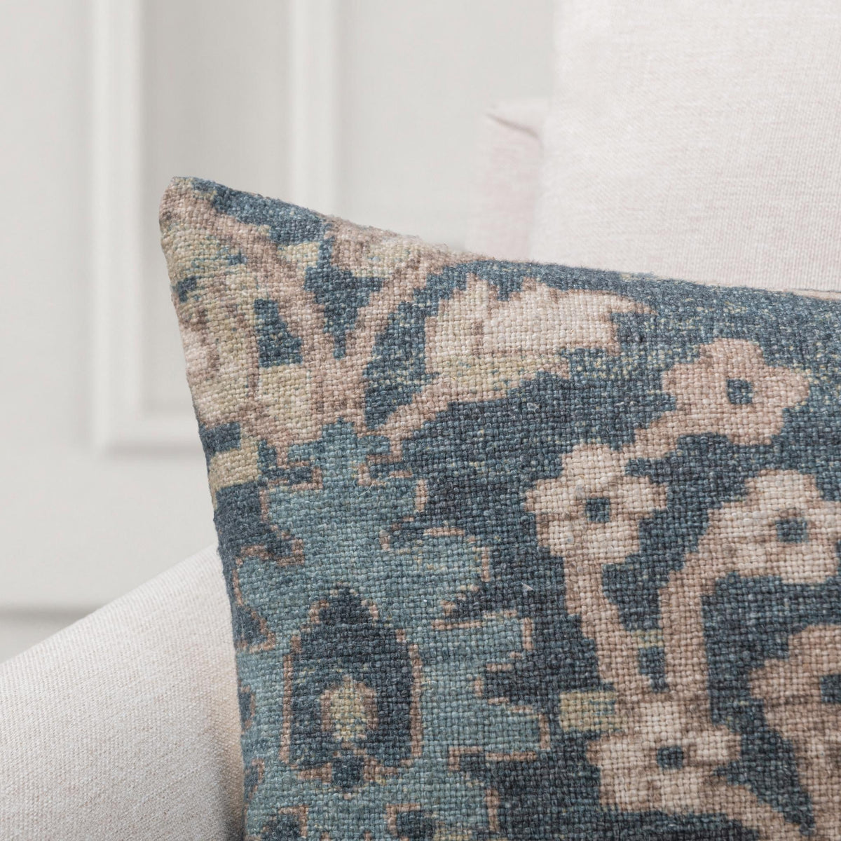 Foxmere 3 Pillow