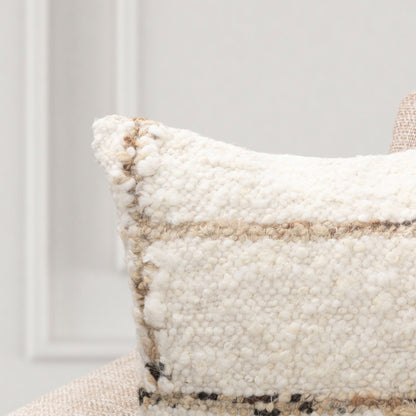 Signature Pillows & Throw