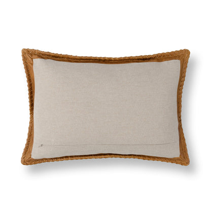Curated Pillows & Throw