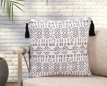 Natural 100% Polyester Performance Indoor/Outdoor Indoor/Outdoor Zambia 22x22 Collection