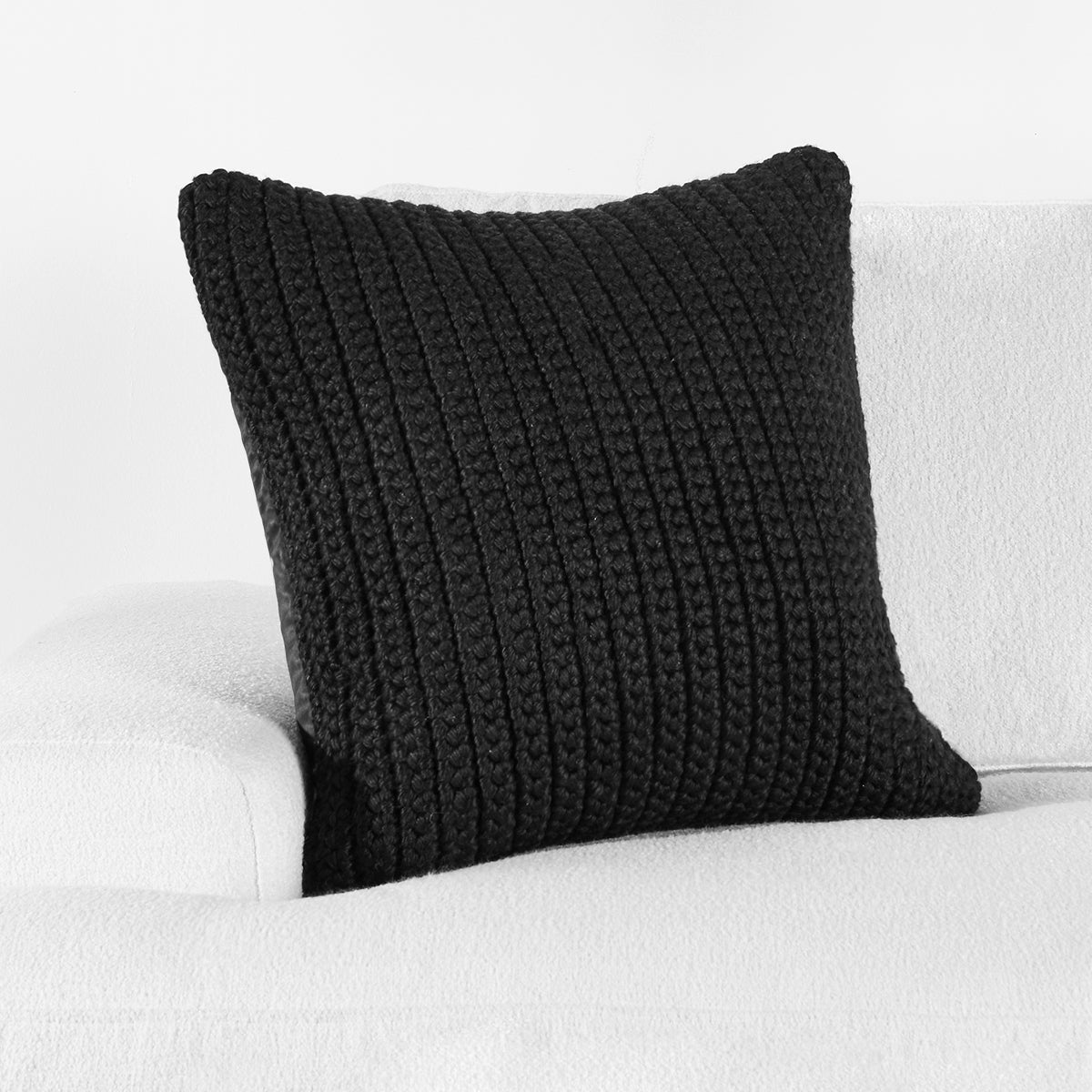 Glenmere 3 Pillow