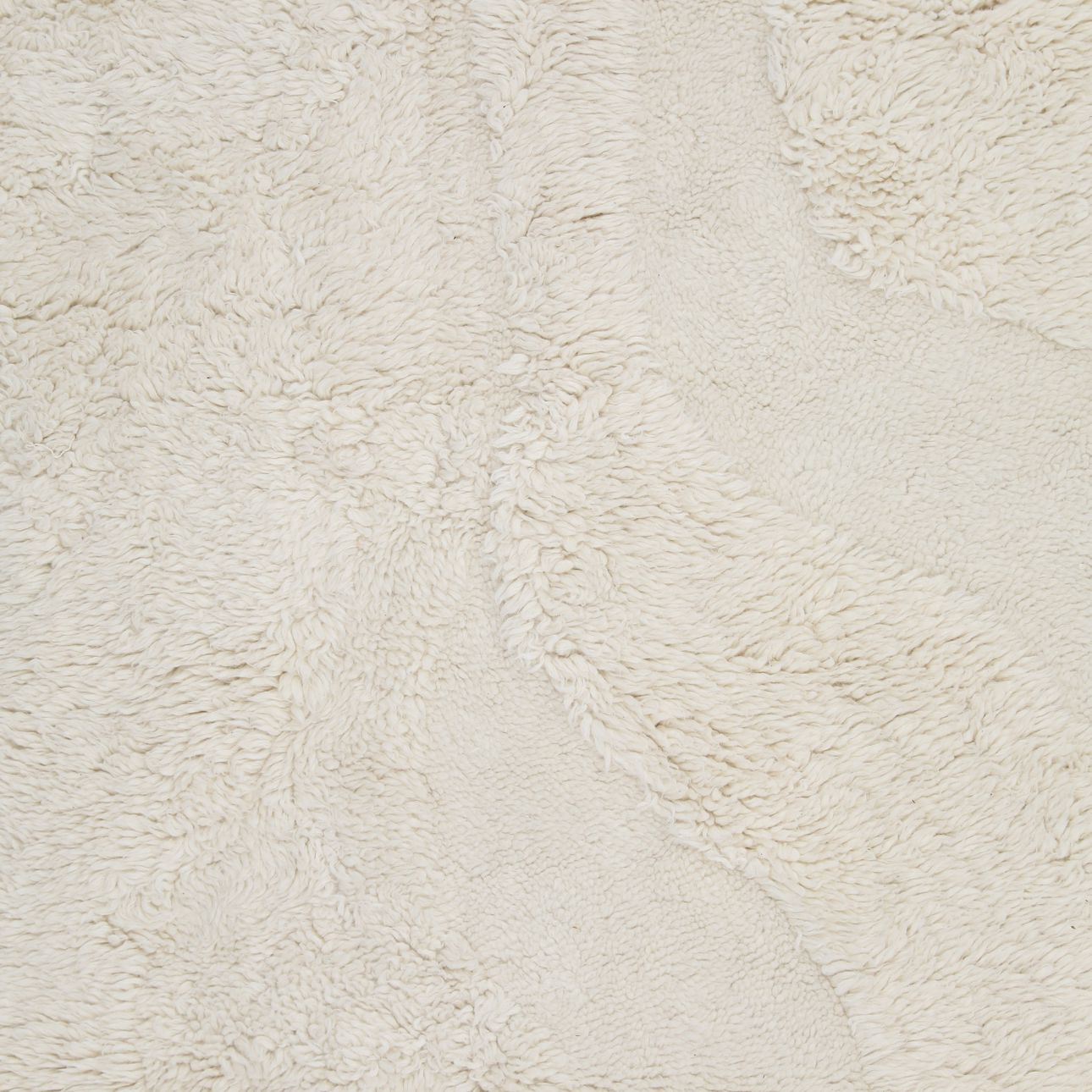 Ivory Tufted New Zealand Wool Rug 73 in Wide