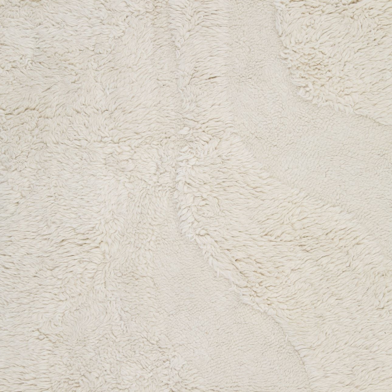 Ivory Tufted New Zealand Wool Rug 73 in Wide